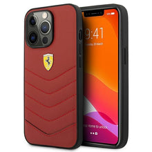 Заредете изображение във визуализатора на галерията – Ferrari FEHCP13LRQUR iPhone 13 Pro / 13 6,1" czerwony/red hardcase Off Track Quilted - TopMag
