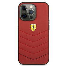 Заредете изображение във визуализатора на галерията – Ferrari FEHCP13LRQUR iPhone 13 Pro / 13 6,1" czerwony/red hardcase Off Track Quilted - TopMag
