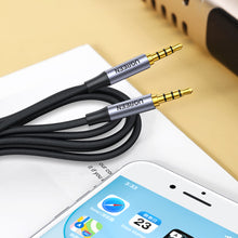 Заредете изображение във визуализатора на галерията – Ugreen cable AUX mini jack 3.5mm cable (male) - 3.5mm mini jack (male) 3m black (AV183) - TopMag
