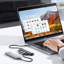 Заредете изображение във визуализатора на галерията – Ugreen adapter USB Type C - HDMI / 4 x USB gray (CM417) - TopMag
