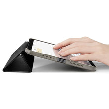 Заредете изображение във визуализатора на галерията – SPIGEN SMART FOLD IPAD MINI 6 2021 BLACK - TopMag
