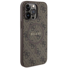 Заредете изображение във визуализатора на галерията – Original faceplate case GUESS GUHMP15LG4GFRW for iPhone 15 Pro (Magsafe / 4G Ring classic logo / brown)
