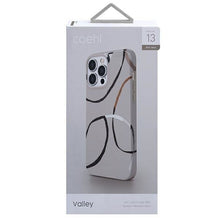 Заредете изображение във визуализатора на галерията – UNIQ etui Coehl Valley iPhone 13 Pro Max 6,7" piaskowy/soft sand - TopMag
