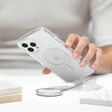 Заредете изображение във визуализатора на галерията – UNIQ etui LifePro Xtreme iPhone 13 Pro Max 6,7" przezroczysty/crystal clear Magsafe - TopMag
