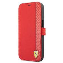 Заредете изображение във визуализатора на галерията – Ferrari FESAXFLBKP13LRE iPhone 13 Pro / 13 6,1" czerwony/red book On Track Carbon Stripe - TopMag
