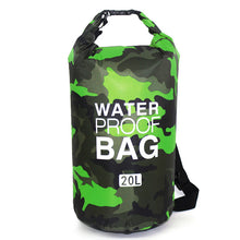Заредете изображение във визуализатора на галерията – Waterproof Dry Bag Type 1 20L green camouflage
