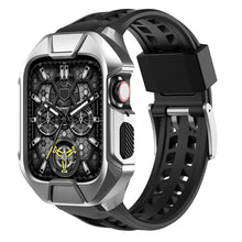Заредете изображение във визуализатора на галерията – Kingxbar CYF136 2in1 Rugged Case for Apple Watch 8, 7 (45 mm) Stainless Steel with Strap Silver
