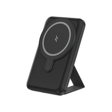 Заредете изображение във визуализатора на галерията – Amazing Thing Power bank Thunder Pro Stand 5000mAh TPM5KSBK - Type C - magnetic with induction charger black
