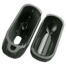 Заредете изображение във визуализатора на галерията – Spigen RUGGED ARMOR Apple AIRPODS PRO 1 MILITARY GREEN

