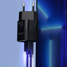 Заредете изображение във визуализатора на галерията – Choetech Fast USB Wall Charger USB Type C PD QC 33W black (PD5006) - TopMag
