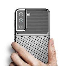 Заредете изображение във визуализатора на галерията – Thunder Case flexible armored cover for Samsung Galaxy S22 + (S22 Plus) black - TopMag
