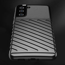Заредете изображение във визуализатора на галерията – Thunder Case flexible armored cover for Samsung Galaxy S22 + (S22 Plus) black - TopMag
