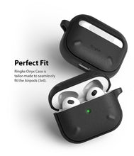 Заредете изображение във визуализатора на галерията – Ringke Onyx Case for AirPods 3 Cover Earphone Case Black (EC52336RS) - TopMag
