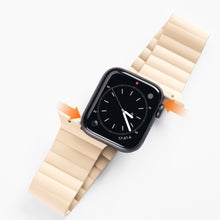 Заредете изображение във визуализатора на галерията – Dux Ducis Magnetic Strap Watch Strap 7/6/5/4/3/2 / SE (41/40 / 38mm) Magnetic Band Beige (Chain Version) - TopMag
