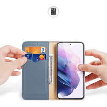 Заредете изображение във визуализатора на галерията – Dux Ducis Hivo Leather Flip Cover Genuine Leather Wallet For Cards And Documents Samsung Galaxy S22 Blue - TopMag
