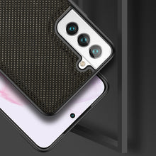 Заредете изображение във визуализатора на галерията – Dux Ducis Fino case is made of nylon material for Samsung Galaxy S22 green - TopMag
