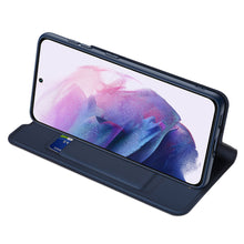 Заредете изображение във визуализатора на галерията – Dux Ducis Skin Pro Holster Cover for Samsung Galaxy S22 blue - TopMag
