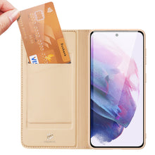 Заредете изображение във визуализатора на галерията – Dux Ducis Skin Pro Holster Cover Flip Cover for Samsung Galaxy S22 gold - TopMag

