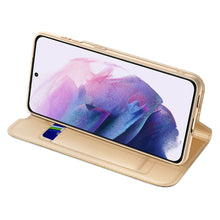 Заредете изображение във визуализатора на галерията – Dux Ducis Skin Pro Holster Cover Flip Cover for Samsung Galaxy S22 gold - TopMag
