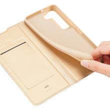 Заредете изображение във визуализатора на галерията – Dux Ducis Skin Pro Holster Cover Flip Cover for Samsung Galaxy S22 gold - TopMag
