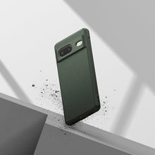 Заредете изображение във визуализатора на галерията – Ringke Onyx case for Google Pixel 7 armored cover green
