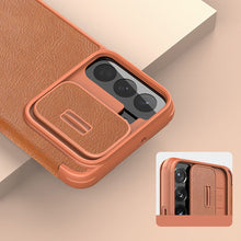Заредете изображение във визуализатора на галерията – Nillkin Qin Leather Pro Case Case For Samsung Galaxy S22 Camera Protector Holster Cover Flip Cover Brown - TopMag
