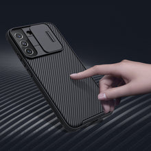 Заредете изображение във визуализатора на галерията – Nillkin CamShield Pro Case Armor Pouch Cover Camera Protector Camera Samsung Galaxy S22 + (S22 Plus) Black - TopMag
