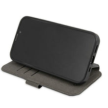 Заредете изображение във визуализатора на галерията – Guess GUBKP13S4GDGR iPhone 13 mini 5,4" szary/grey book 4G Stripe - TopMag
