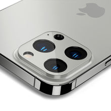 Заредете изображение във визуализатора на галерията – SPIGEN OPTIK.TR CAMERA PROTECTOR 2-PACK IPHONE 13 PRO / 13 PRO MAX SILVER COVER - TopMag
