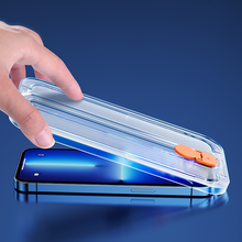 Заредете изображение във визуализатора на галерията – Joyroom tempered glass with mounting kit for iPhone 12 Pro Max 6.7 "transparent (JR-PF931) - TopMag
