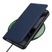 Заредете изображение във визуализатора на галерията – Dux Ducis Skin Pro case for Motorola Edge 30 Neo flip cover card wallet stand blue
