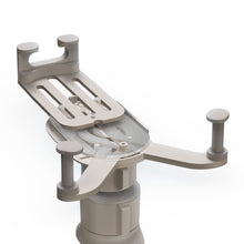 Заредете изображение във визуализатора на галерията – Baseus Stable Series air vent car holder gray (SUWX020002)
