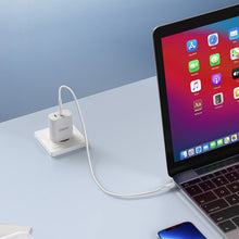 Заредете изображение във визуализатора на галерията – Dux Ducis Duzzona wall charger T4 - 2xType C - PD 35W white
