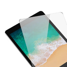 Заредете изображение във визуализатора на галерията – Baseus Tempered Glass 0.3mm for iPad 9.7 "(SGBL021302) - TopMag
