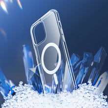 Заредете изображение във визуализатора на галерията – Dux Ducis Clin Magnetic Case for iPhone 13 Pro Max Compatible with MagSafe transparent - TopMag
