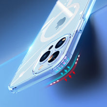 Заредете изображение във визуализатора на галерията – Dux Ducis Clin Magnetic Case for iPhone 13 Pro Max Compatible with MagSafe transparent - TopMag
