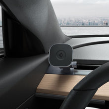 Заредете изображение във визуализатора на галерията – SPIGEN ONETAP TESLA MODEL Y / 3 MAGNETIC MAGSAFE DASHBOARD CAR MOUNT BLACK - TopMag

