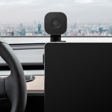 Заредете изображение във визуализатора на галерията – SPIGEN ONETAP TESLA MODEL Y / 3 MAGNETIC MAGSAFE SCREEN CAR MOUNT BLACK - TopMag
