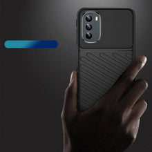 Заредете изображение във визуализатора на галерията – Thunder Case flexible armored cover for Motorola Moto G41 / G13 black - TopMag
