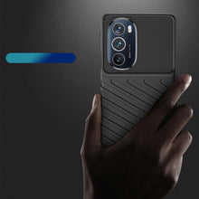 Заредете изображение във визуализатора на галерията – Thunder Case flexible armored cover for Motorola Moto Edge 30 Pro black - TopMag
