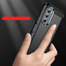 Заредете изображение във визуализатора на галерията – Carbon Case Flexible Cover Sleeve Motorola Moto G41 / G13 black - TopMag
