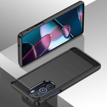 Заредете изображение във визуализатора на галерията – Carbon Case Flexible cover for Motorola Moto Edge 30 Pro black - TopMag
