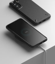 Заредете изображение във визуализатора на галерията – Ringke Onyx Durable TPU Cover for Samsung Galaxy S21 FE black - TopMag
