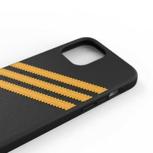 Заредете изображение във визуализатора на галерията – Adidas OR Moulded PU FW20 iPhone 12 Pro Max czarny/black 42481 - TopMag
