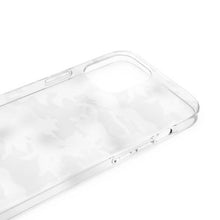 Заредете изображение във визуализатора на галерията – Adidas OR SnapCase Camo iPhone 12 Pro Ma x przezroczysty/biały 43706 - TopMag
