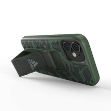 Заредете изображение във визуализатора на галерията – Adidas SP Grip Case Leopard iPhone 12 Mini green/zielony 43719 - TopMag
