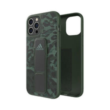 Заредете изображение във визуализатора на галерията – Adidas SP Grip Case Leopard iPhone 12 Pro Max green/zielony 43723 - TopMag
