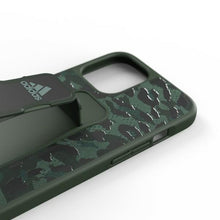 Заредете изображение във визуализатора на галерията – Adidas SP Grip Case Leopard iPhone 12 Pro Max green/zielony 43723 - TopMag
