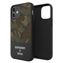 Заредете изображение във визуализатора на галерията – SuperDry Moulded Canvas iPhone 12 mini Case moro/camo 42587 - TopMag
