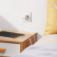 Заредете изображение във визуализатора на галерията – Ugreen Fast USB Charger Type C Power Delivery 30 W Quick Charge 4.0 white (70161)

